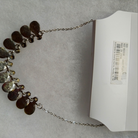 Necklace - Picture 3 of 4